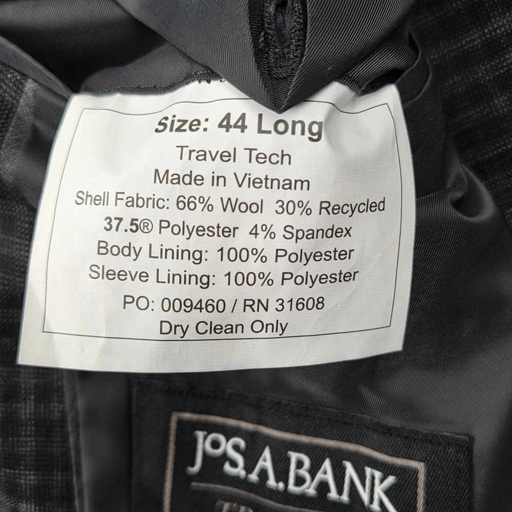 Jos A Bank Traveler Travel Tech Blazer 44L Gray Plaid Wool Blend Slim Fit Jacket